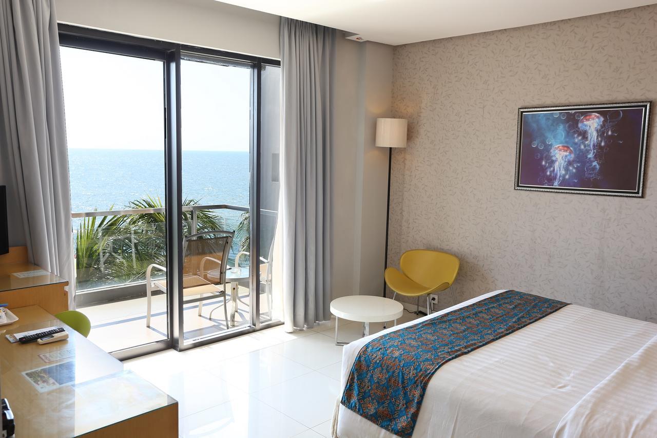 Tanjung Kodok Beach Resort Paciran Экстерьер фото